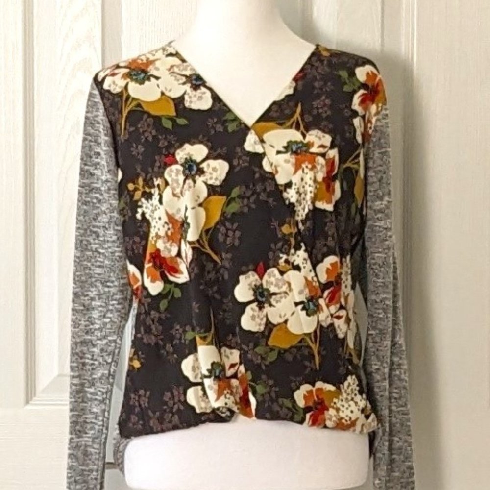 KUT FROM THE KLOTH Women's Long Sleeve Top Blouse  Size S  Gray Multi  NWOT